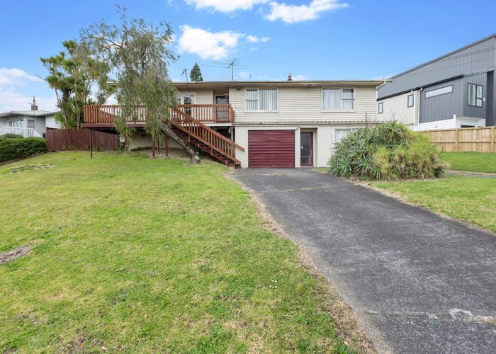  at 126 Vodanovich Road, Te Atatu South, Waitakere City, Auckland