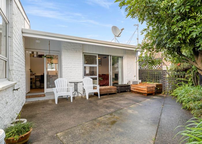  at 2/178 Eleventh Avenue, City Centre, Tauranga, Bay Of Plenty