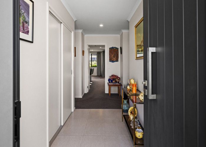  at 35 Waimakariri Drive, Te Awa, Napier