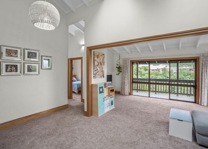  at 7 Kekeno Grove, Tirohanga, Lower Hutt
