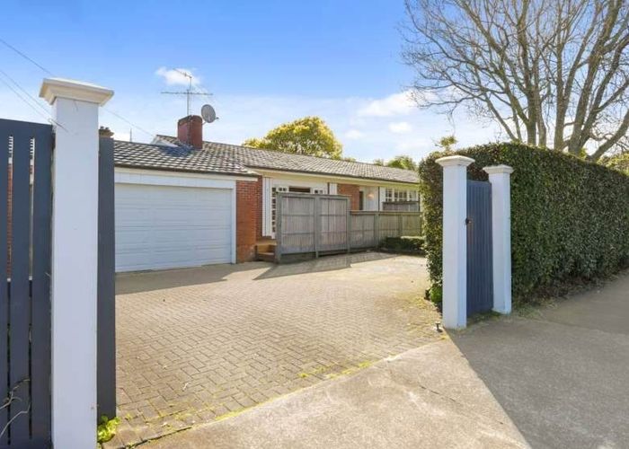 at 272 Victoria Avenue, Remuera, Auckland