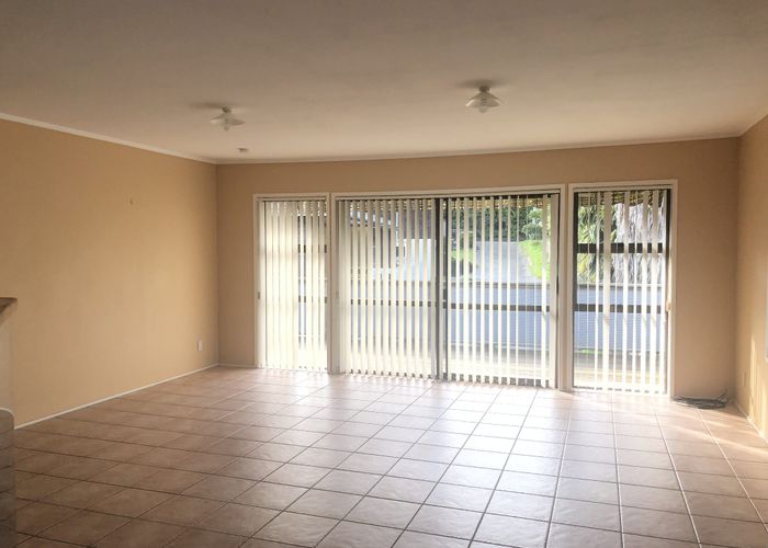  at 3/24 Harley Rd, Hauraki, North Shore City, Auckland