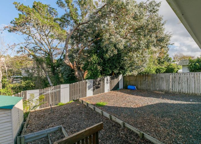  at 2/62 Glenvar Road, Torbay, North Shore City, Auckland