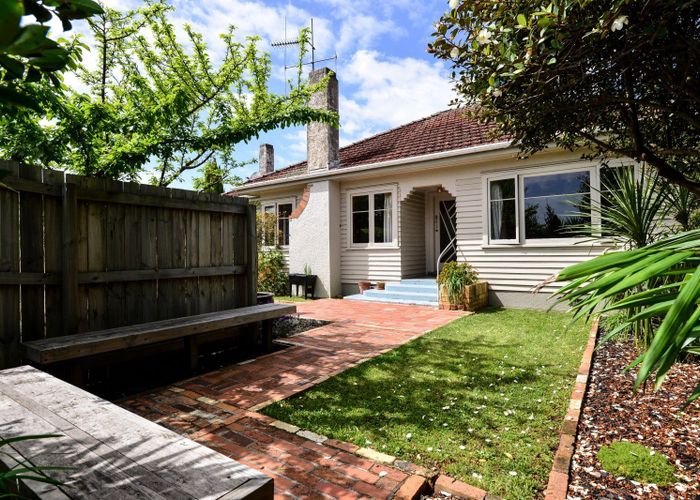 at 58 Boundary Road, Claudelands, Hamilton