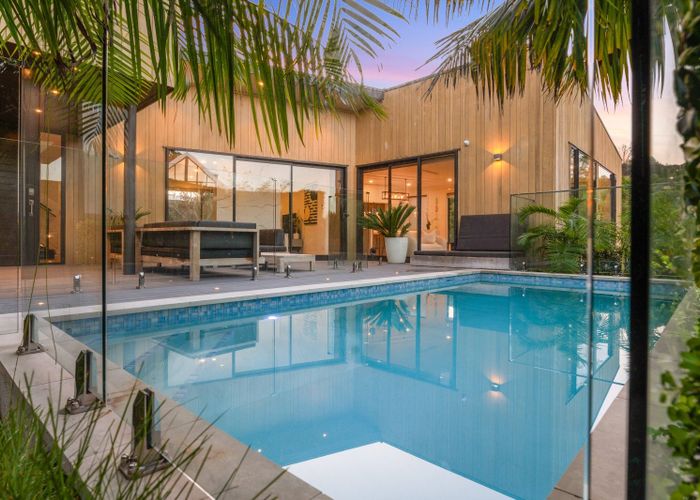  at 140A Bassett Road, Remuera, Auckland City, Auckland