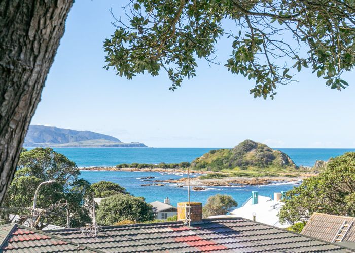  at 8 & 6 Tyne Street, Island Bay, Wellington, Wellington