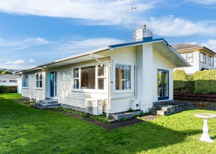  at 30 Karamu Crescent, Wainuiomata, Lower Hutt, Wellington