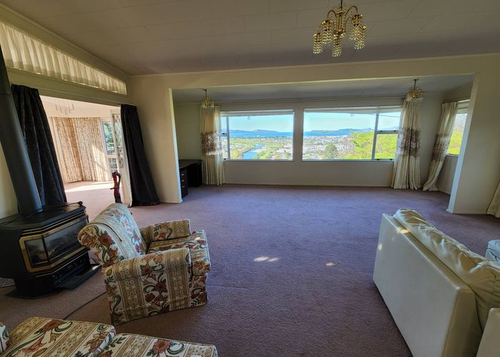  at 16 City View Grove, Harbour View, Lower Hutt, Wellington