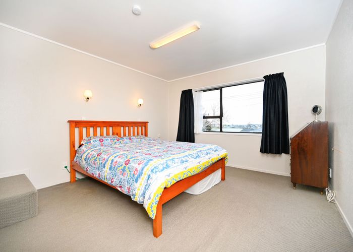  at 1/2 Northall Road, New Lynn, Waitakere City, Auckland