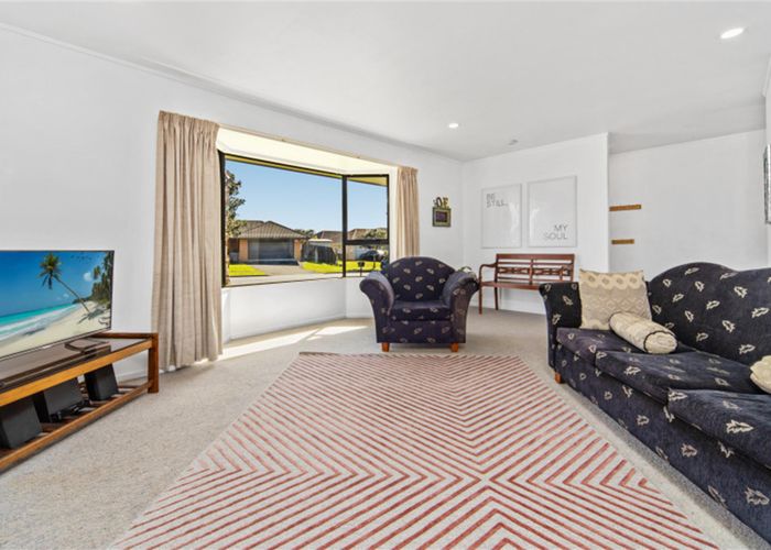  at 1 Frank Bunce Grove, Flat Bush, Auckland