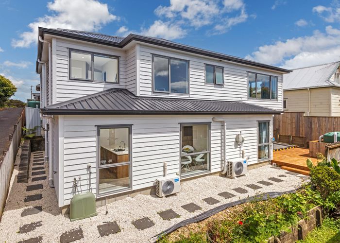  at 247C Glenfield Road, Hillcrest, Auckland