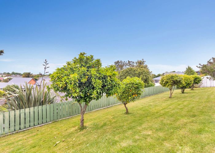  at 82 Rototuna Road, Rototuna, Hamilton