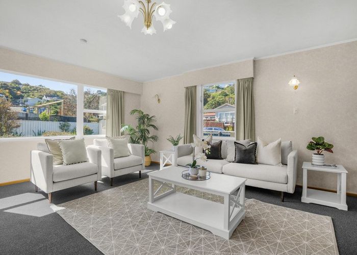  at 16 Clematis Grove, Maungaraki, Lower Hutt, Wellington