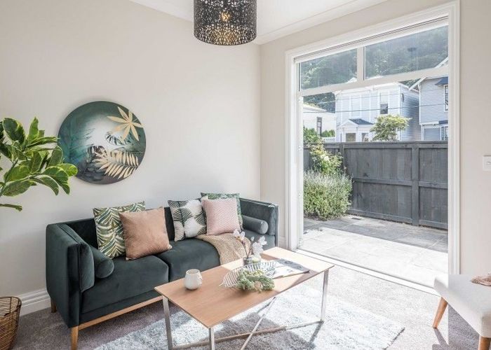  at 51 Tinakori Road, Thorndon, Wellington, Wellington