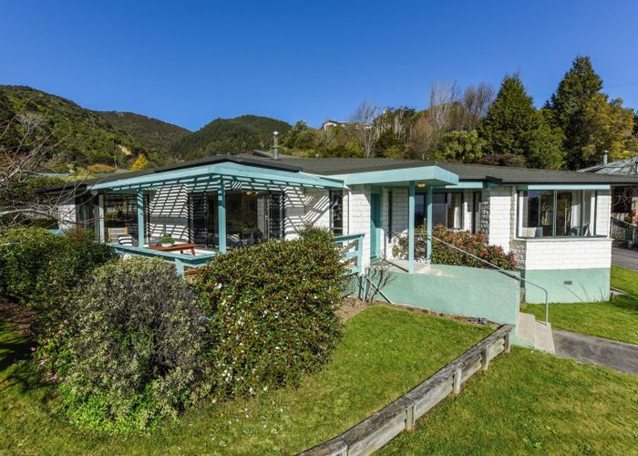  at 4 Strathaven Place, Atawhai, Nelson
