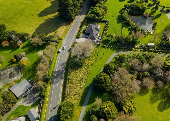  at 376 Grays Road, Pauatahanui, Porirua, Wellington