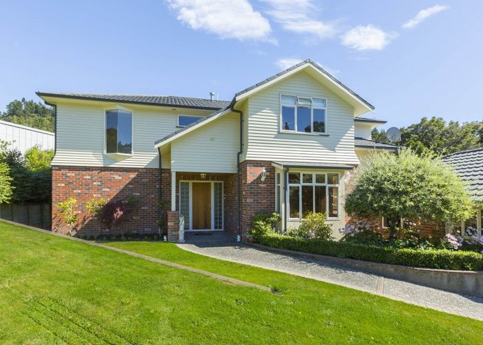  at 8 Sylvan Way, Silverstream, Upper Hutt
