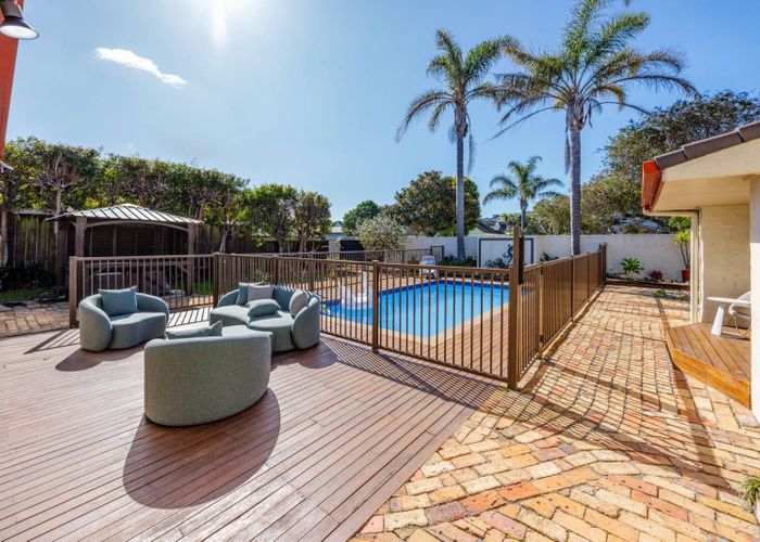  at 51 Hattaway Avenue, Bucklands Beach, Manukau City, Auckland