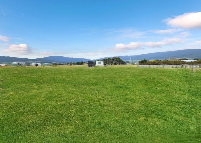  at 37 Surrey Street, Orepuki, Riverton/Aparima