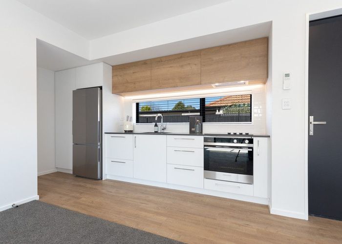  at 2/59 Waimairi Road, Upper Riccarton, Christchurch City, Canterbury