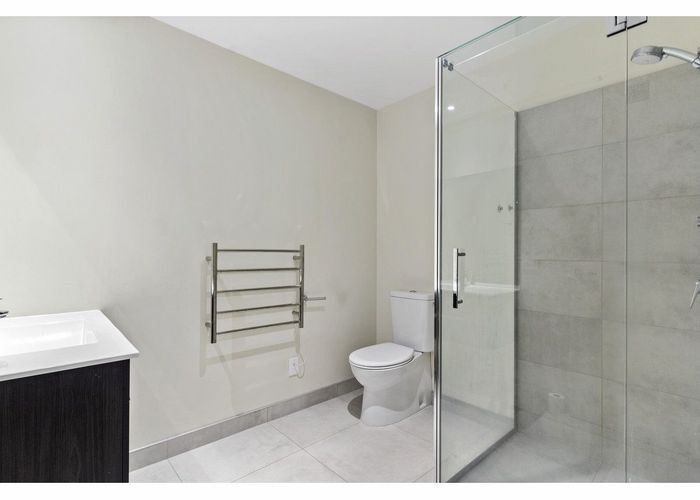  at 105/69E Hall Avenue, Mangere, Auckland