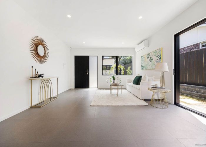  at 11 Rene Place, Sunnyhills, Manukau City, Auckland