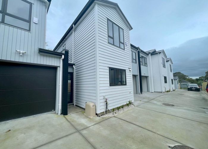  at 3/15 Holland Avenue, Point England, Auckland City, Auckland