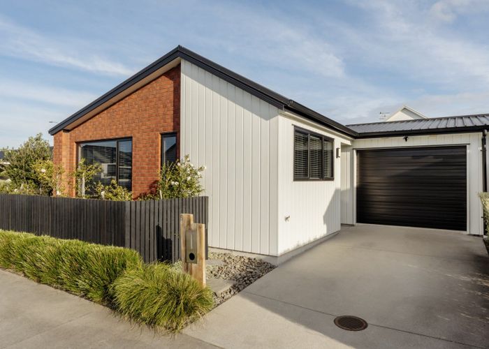  at 8 Te Paea Crescent, Papamoa Beach, Tauranga, Bay Of Plenty