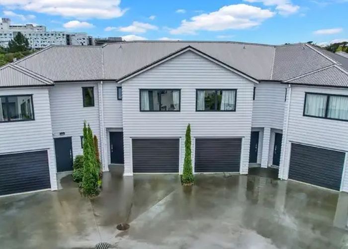  at 8/29 Beatty Street, Melville, Hamilton