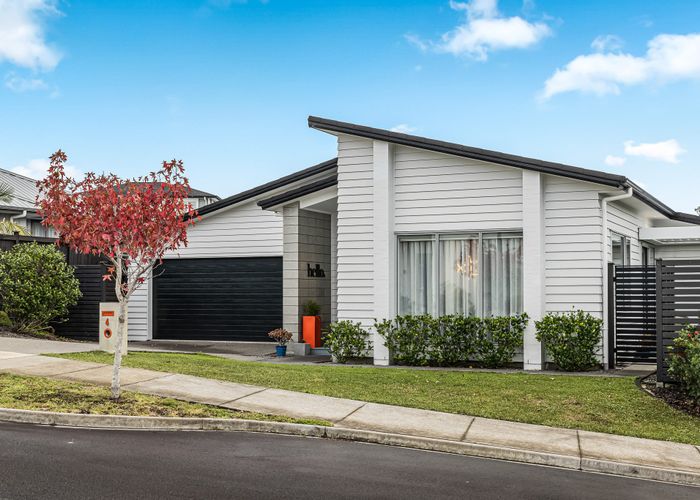 at 4 Davey Crescent, Millwater, Rodney, Auckland