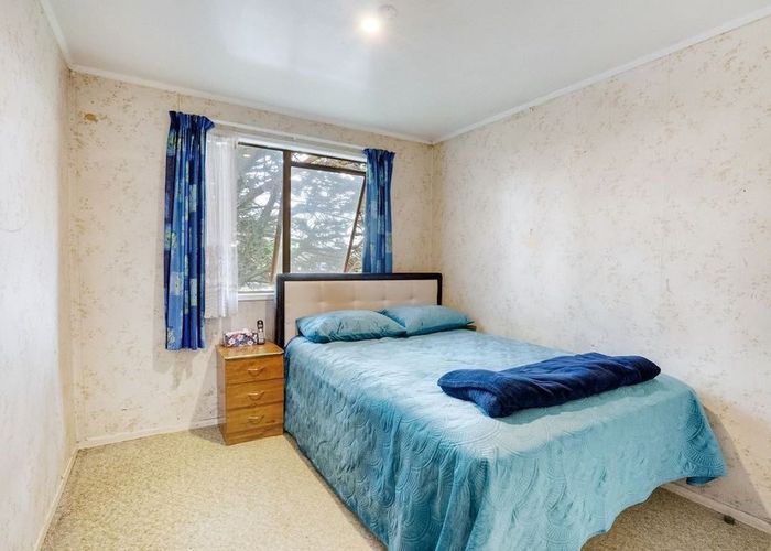  at 1 Banyan Drive, Totara Heights, Manukau City, Auckland
