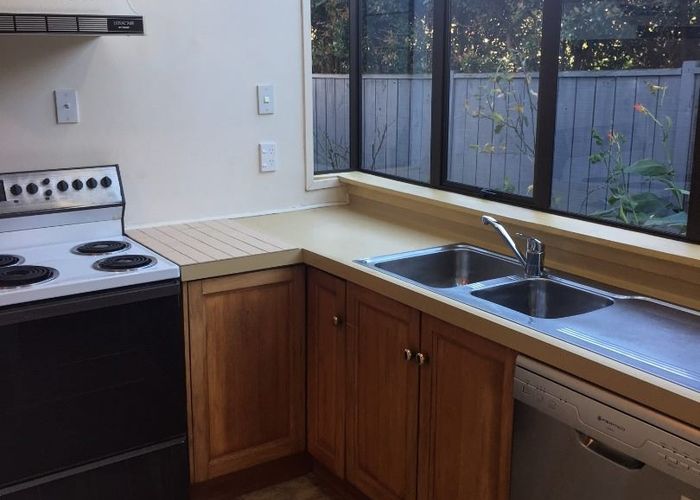  at 1/18 Nolan Road, Greenlane, Auckland