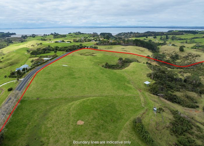  at 3087 Awhitu Road, Waiuku