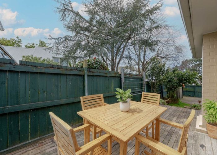  at 6/1 Water Street, Otahuhu, Auckland