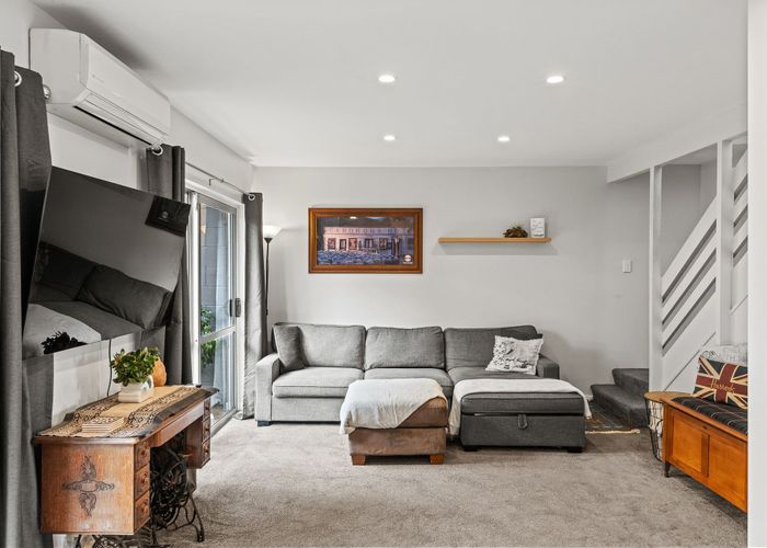  at 2/47 Trafalgar Street, St. Albans, Christchurch City, Canterbury