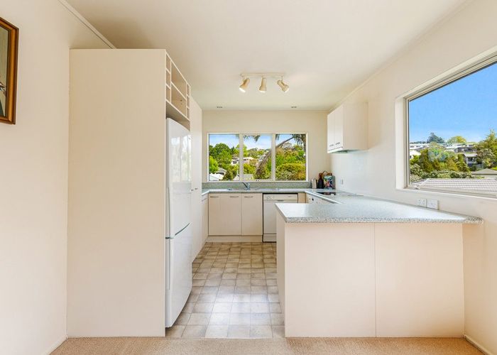  at 2/9 Mably Court, Stanmore Bay, Whangaparaoa
