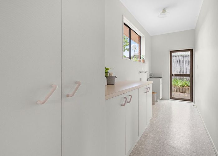  at 6 Donegal Grove, Birchville, Upper Hutt