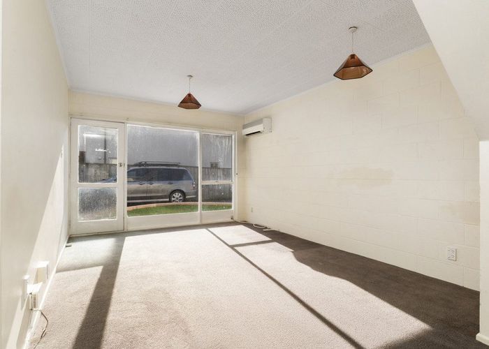  at 4/53 Brockworth Place, Riccarton, Christchurch City, Canterbury
