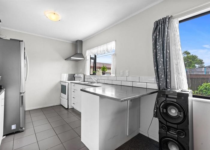  at 25 Dungarvon Place, Clendon Park, Manukau City, Auckland