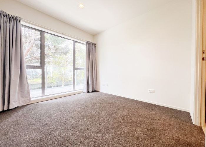  at 220/4 Wagener Place, Mount Albert, Auckland