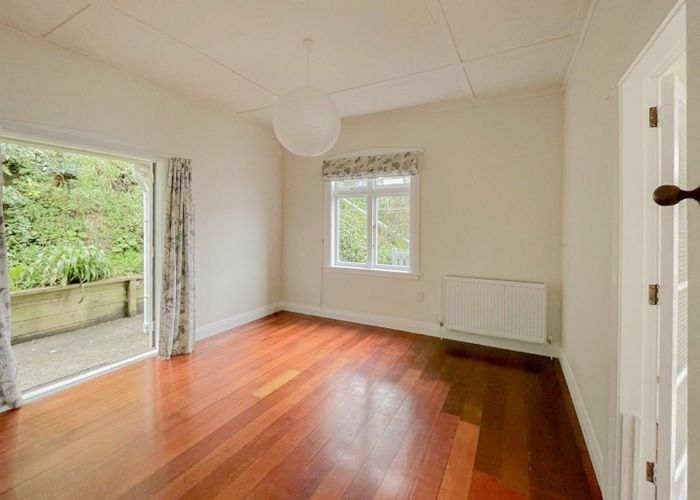  at 38 Ribble Street, Island Bay, Wellington