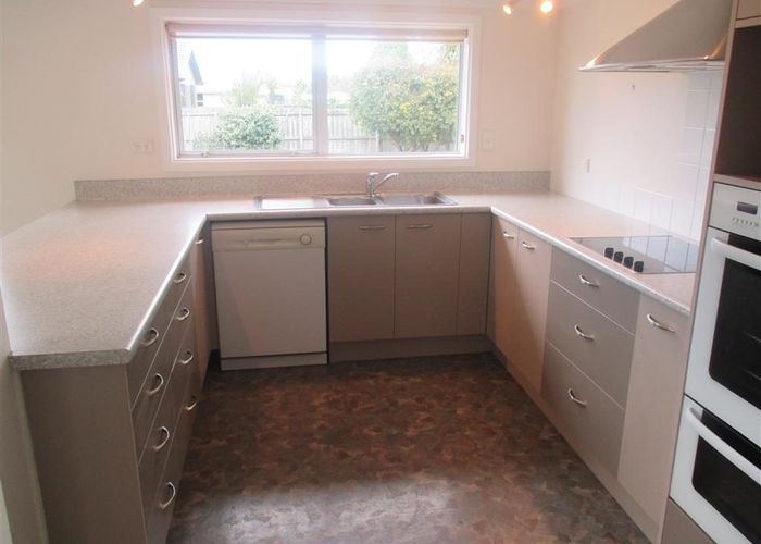  at 6 Dix Street, Hornby, Christchurch City, Canterbury
