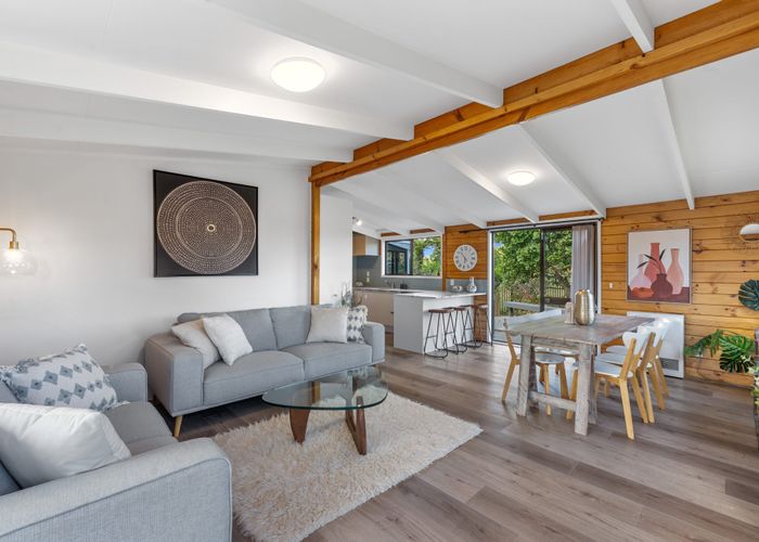  at 41 Pinehurst Place, Wattle Downs, Auckland
