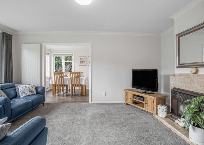  at 15 Peel Place, Wainuiomata, Lower Hutt