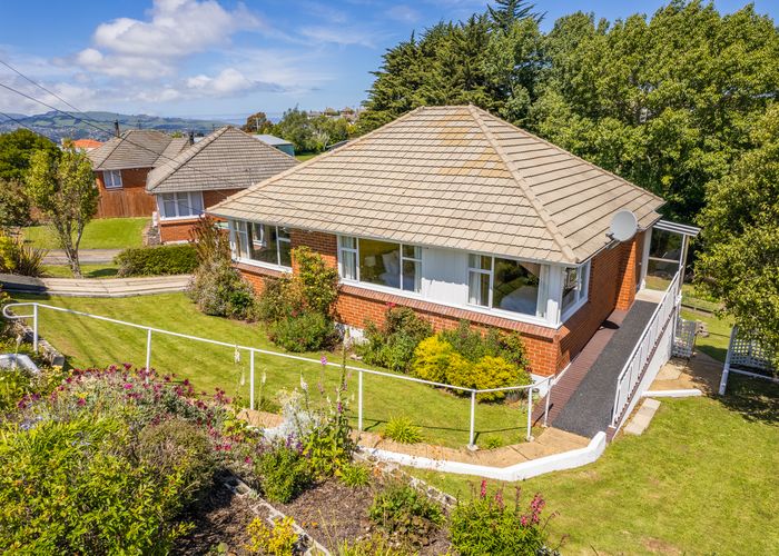  at 9 Columba Avenue, Calton Hill, Dunedin