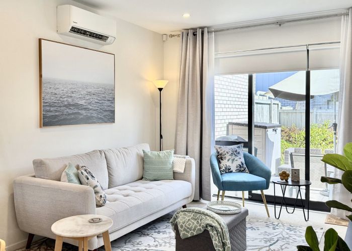  at 8 Katikati Drive, Manurewa, Manukau City, Auckland
