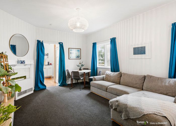  at 183A Sutherland Road, Lyall Bay, Wellington