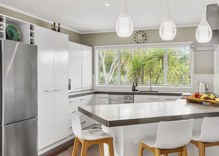  at 26 Coromandel Crescent, Mairangi Bay, North Shore City, Auckland