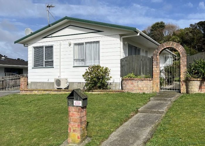  at 17 Staithes Drive North, Whitby, Porirua, Wellington