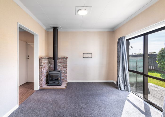  at 142 Ross Street, Grasmere, Invercargill